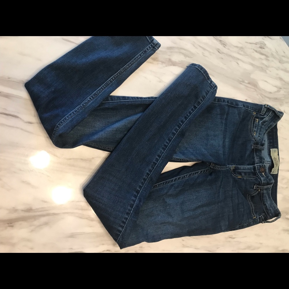 Hollister jeans
